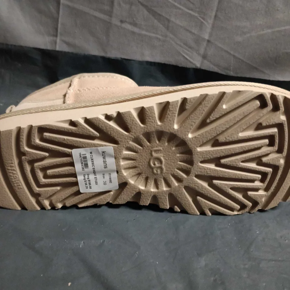 UGG CLASSIC SHORT SHEARLING BOOTS – SAND - SIZE 39