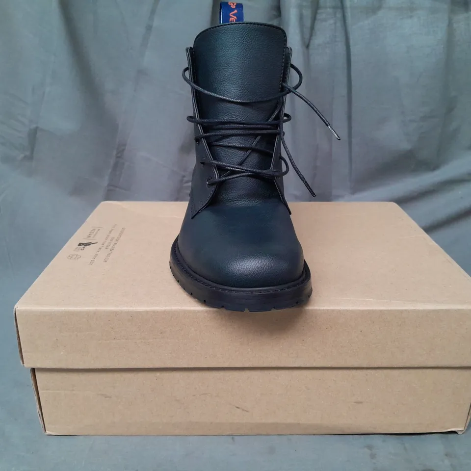 BOXED PAIR OF GOOD GUYS GO VEGAN ANKLE BOOTS IN BLACK SIZE EU 40