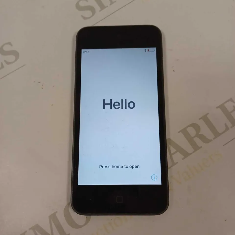 APPLE IPOD TOUCH (6TH GENERATION)