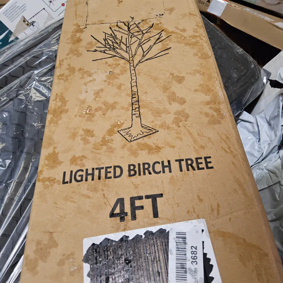 PALLET OF ASSORTED ITEMS TO INCLUDE, LIT 4' BIRCH TREE, TOILET SEAT, OFFICE CHAIR WHITE/MESH, GARDEN PLANTER, CLOTHES RACK,