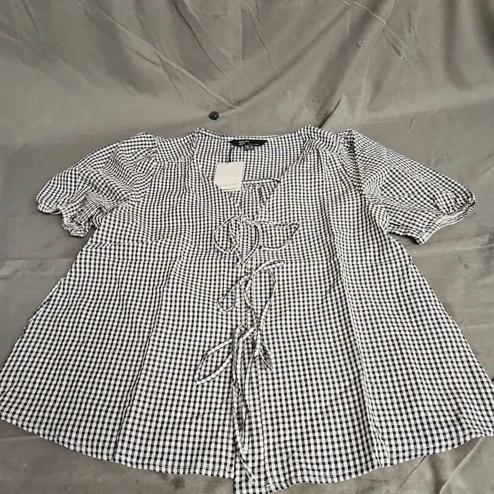 NOBODY'S CHILD BERNADETTA SHORT SLEEVE TOP IN BLACK GINGHAM SIZE 10