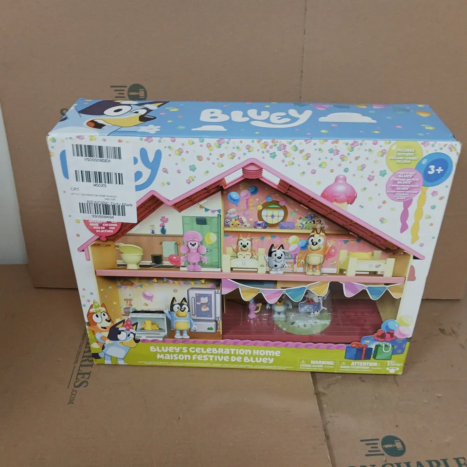 BLUEY S11 CELEBRATION HOME PLAYSET RRP £39.99