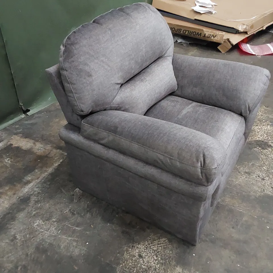 DESIGNER ARMCHAIR UPHOLSTERED IN SOFT SILVER/GREY FABRIC 