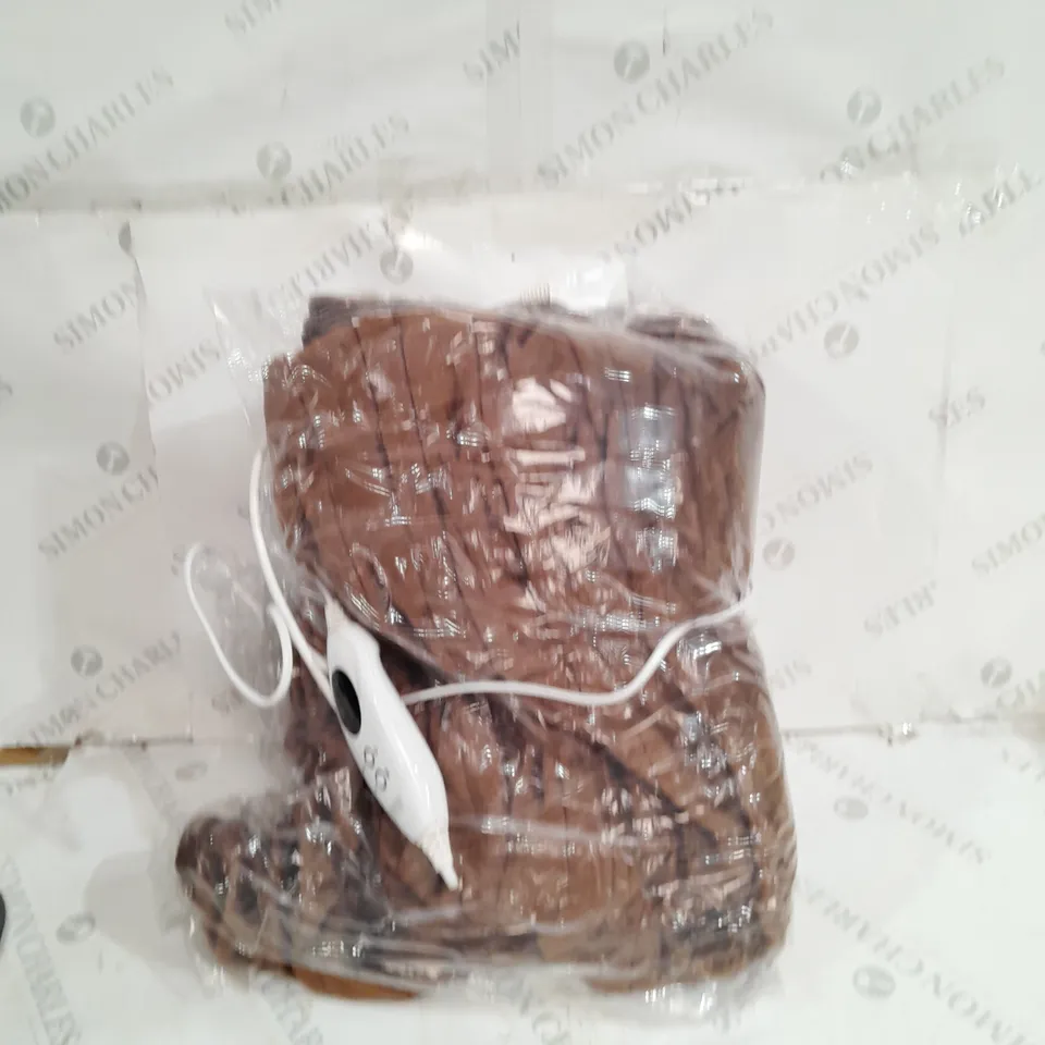 COZEE HOME LUXURY HEATED THROW - NEUTRAL