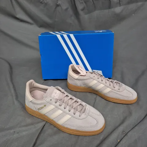 BOXED PAIR OF ADIDAS HANDBALL SPEZIAL UK 7 