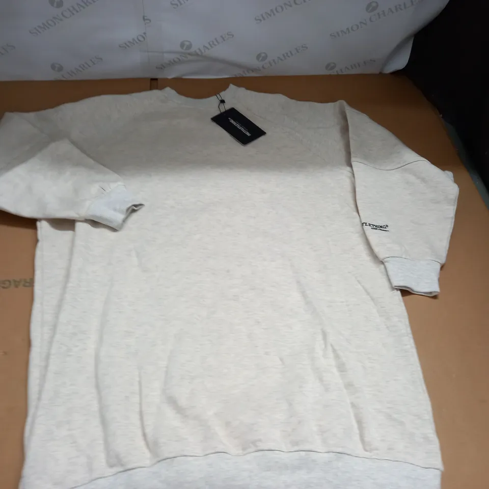 PRETTYLITTLETHING RAGLAN SLEEVE OVERSIZED JUMPER - UK 8