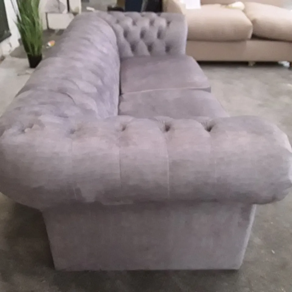 QUALITY DESIGNER CHESTER CHESTERFIELD 3 SEATER SOFA - SILVER FABRIC