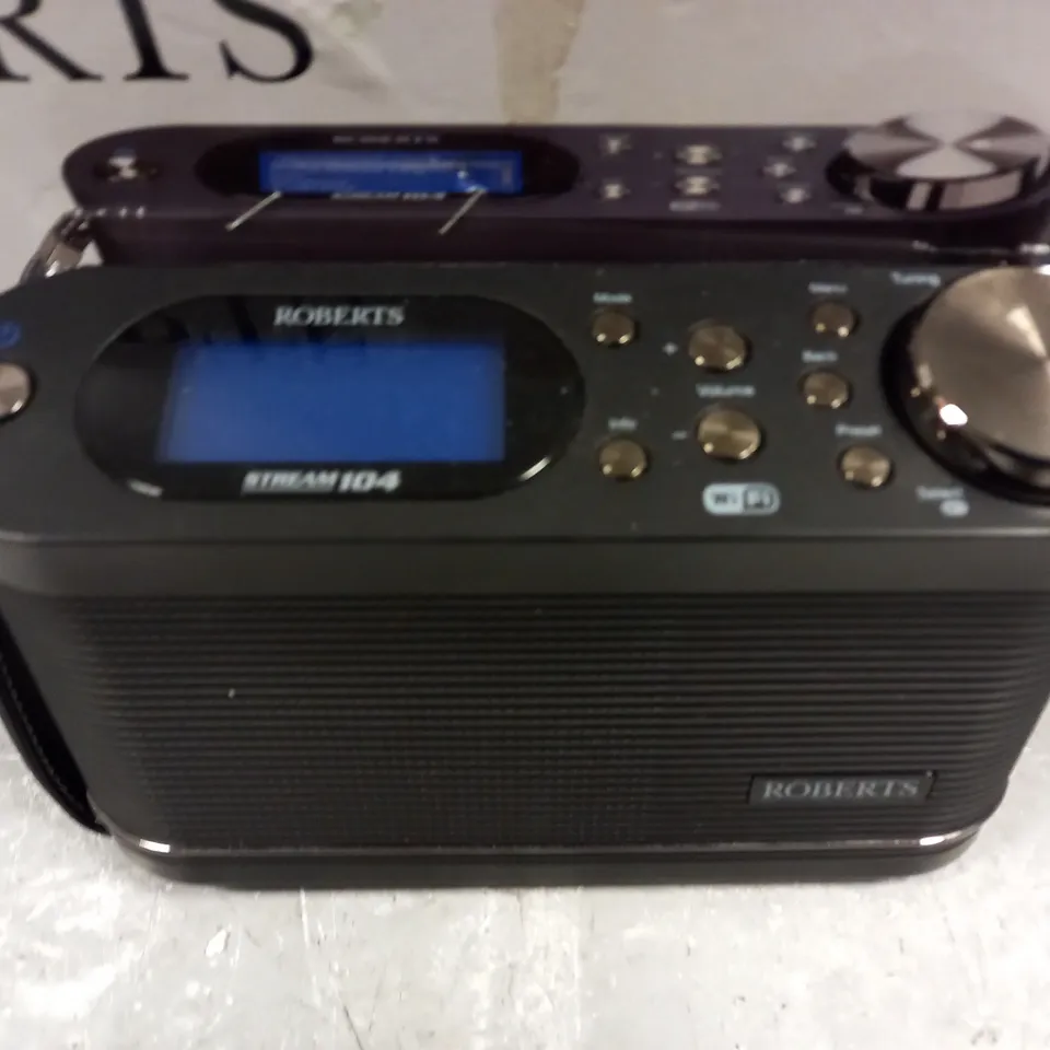 BOXED ROBERTS STREAM 104 DAB RADIO