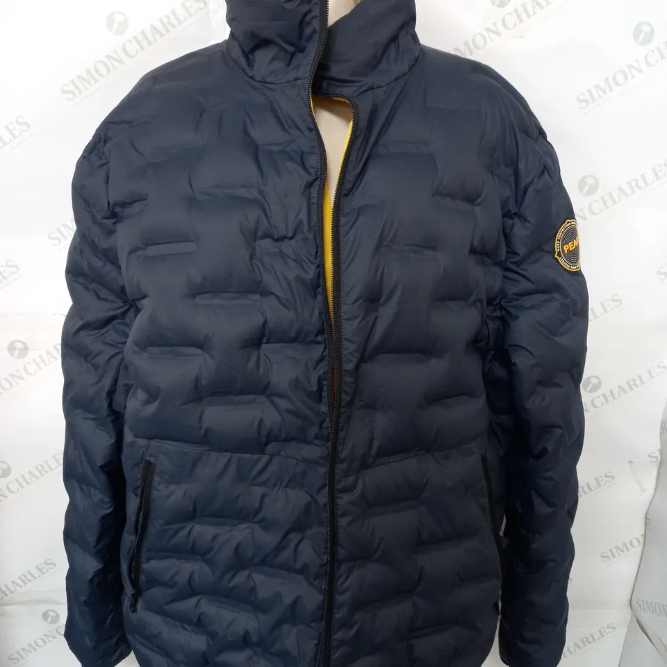 PEAK HEAVY PADDED JACKET IN NAVY WITH YELLOW LINER - SIZE UNSPECIFIED 