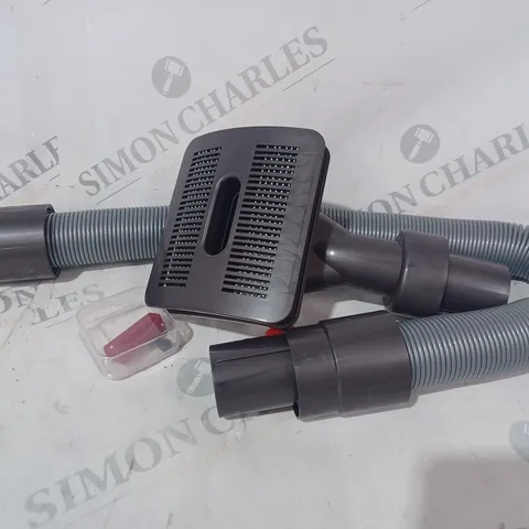 BOXED UNBRANDED PET GROOM TOOL COMPATIBLE WITH DYSON