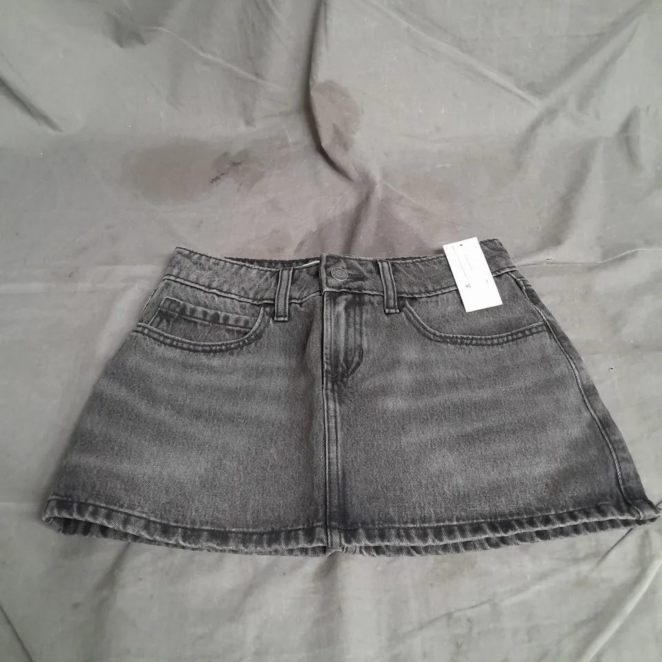 HOLLISTER MINI SKORT IN WASHED BLACK SIZE W23
