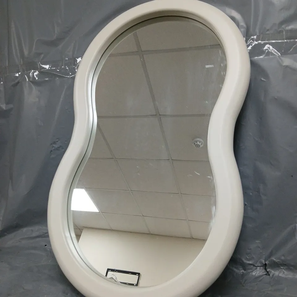 BOXED "BAKED BEAN" HOURGLASS MIRROR IN NATURAL COLOUR - COLLECTION ONLY