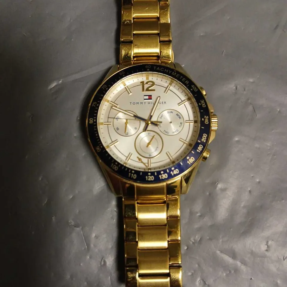 UNBOXED TOMMY HILFIGER 100& STAINLESS STEEL WATCH