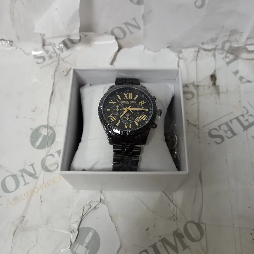 BOXED ANTHONY JAMES CHRONOGRAPH STAINLESS STEEL SPORTS WATCH - WATER RESISTANT. 