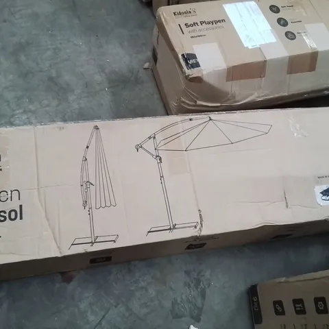 BOXED KEPLIN GARDEN PARASOL WITH COVER