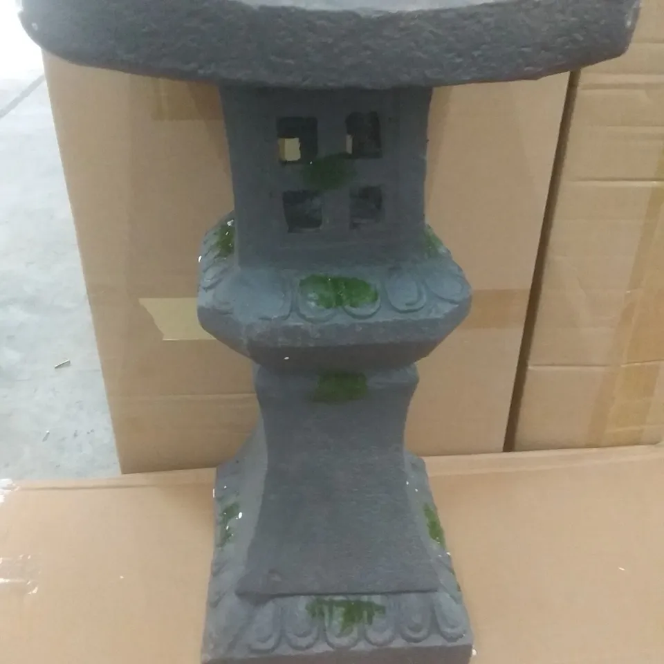 BOXED SOLAR PANELLED ZEN GARDEN PAGODA 