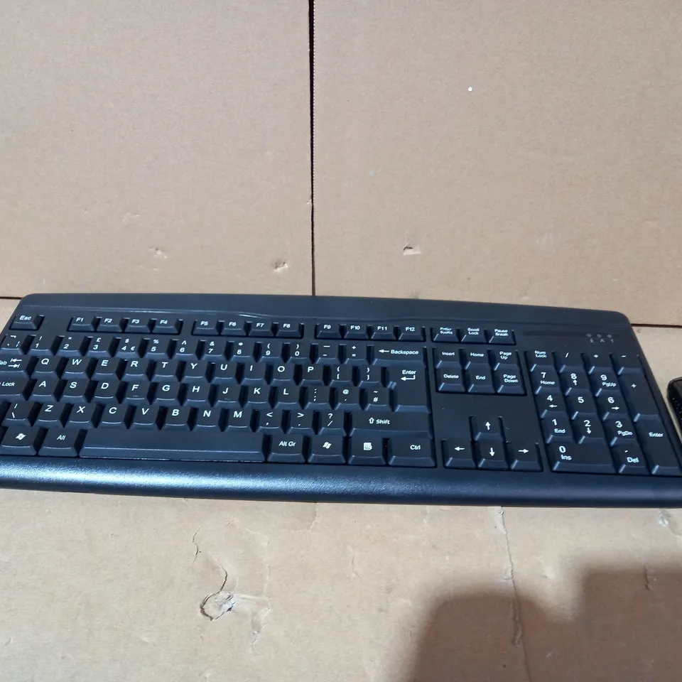 ONN WIRELESS KEYBOARD & MOUSE COMBO