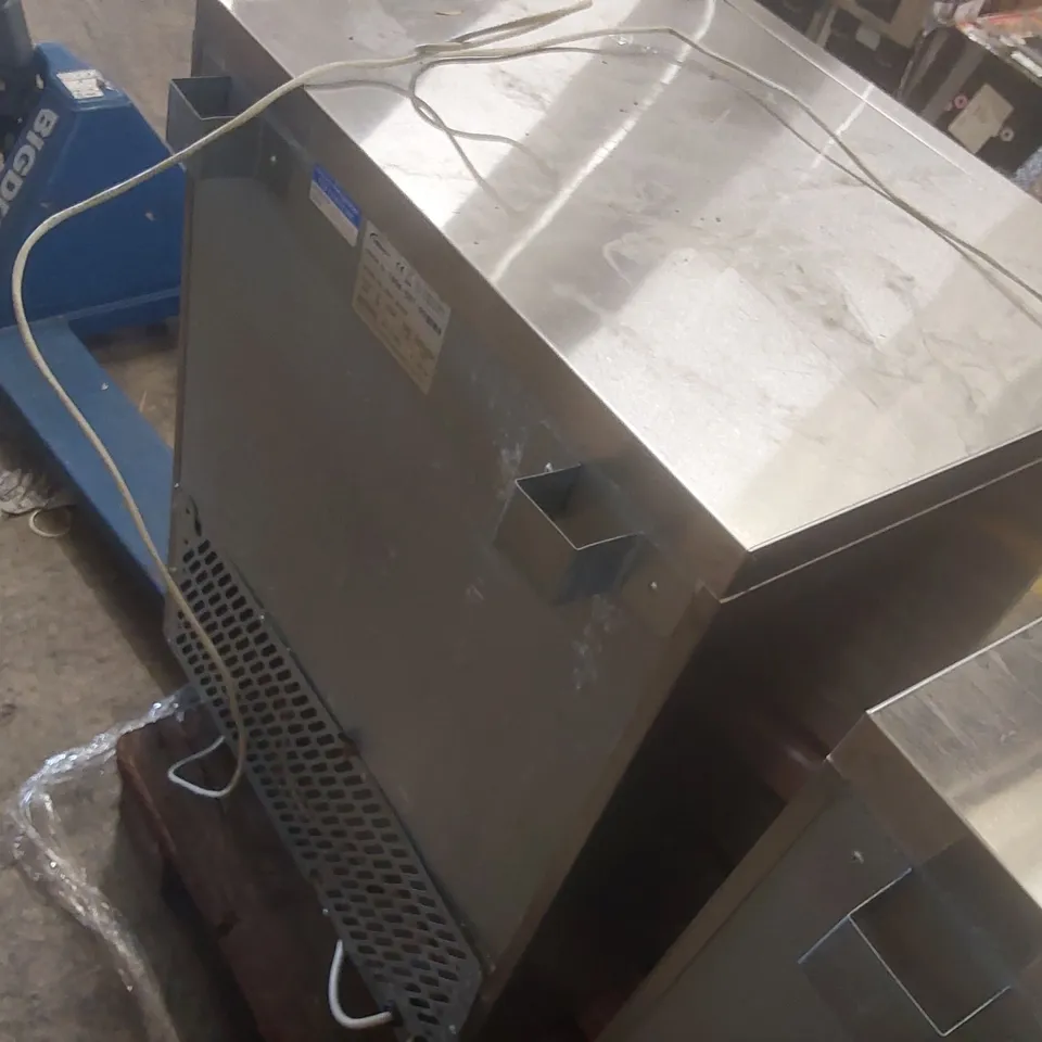WILLIAMS H5UC AZTRA COMMERCIAL UNDERCOUNTER REFRIGERATOR
