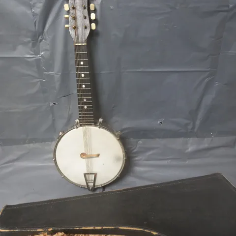 UNBRANDED BANJO INSTRUMENT & CASE