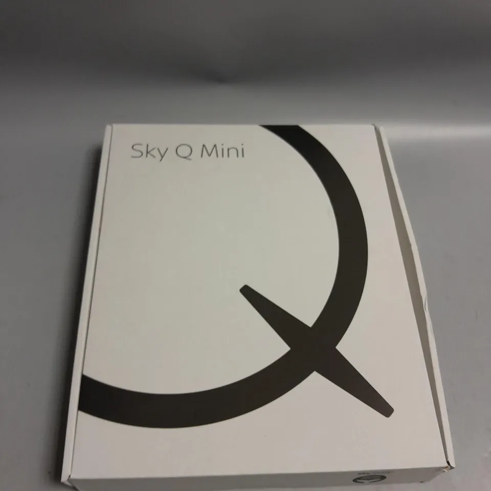BOXED SKY Q MINI BOX