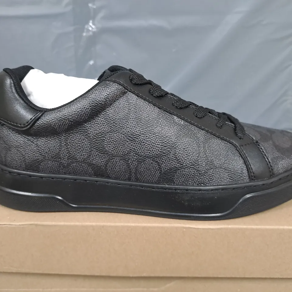 BOXED PAIR OF COACH HIGH LINE SNEAKER IN SIGNATURE CANVAS IN BLACK - UK 8.5
