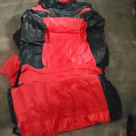 ANDES INFLATABLE RAFT IN RED/BLACK WITH PADDLES
