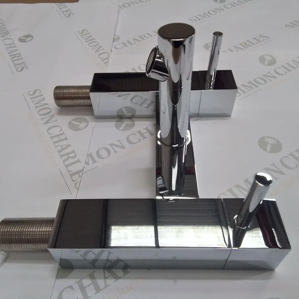 BOXED CALYPSO LUCCA 2H BATH FILLER IN CHROME - 270X230X165MM
