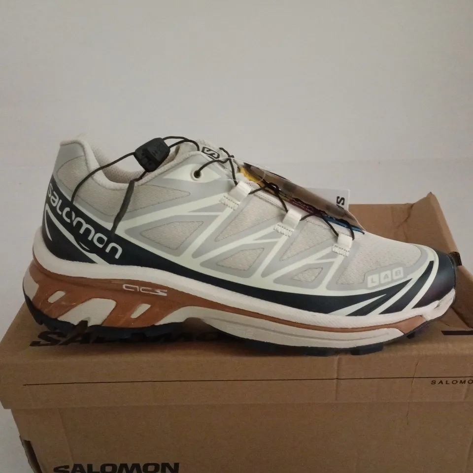 SALOMAN LUNAR ROCK/DARK SAPPHIRE/RUBBER TRAINERS UK 6.5 BOXED