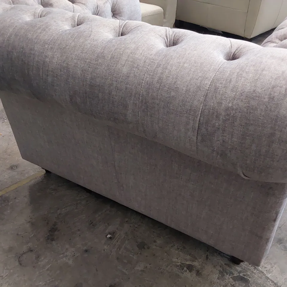 DESIGNER CHESTERFIELD SNUGGLER CHAIR SILVER FABRIC 