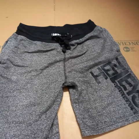 HENLEYS GREY SHORTS -M