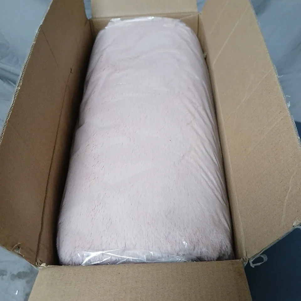 COZEE HOME FAMILY SIZED FAUX FUR & VELVETSOFT HEATED THROW IN PINK