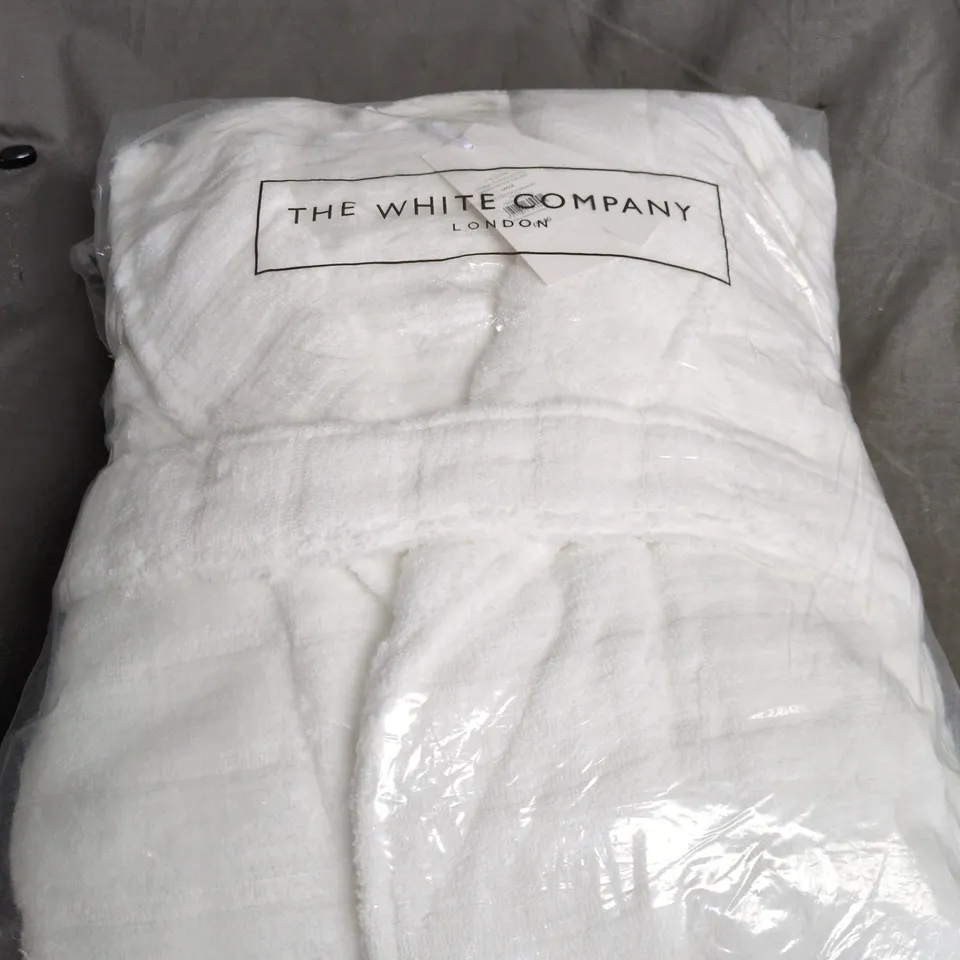 THE WHITE COMPANY ORGANIC COTTON HOODED BATH ROBE – WHITE
