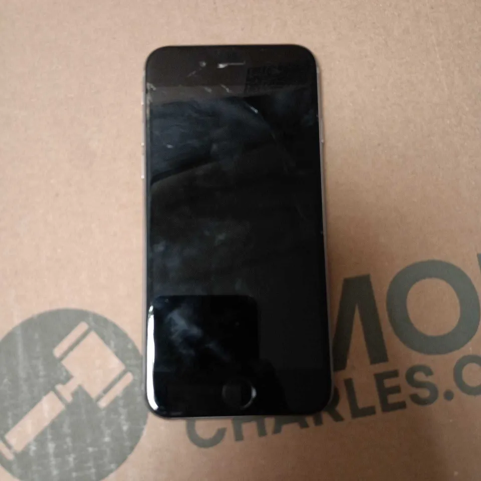 APPLE IPHONE 6s (A1688)