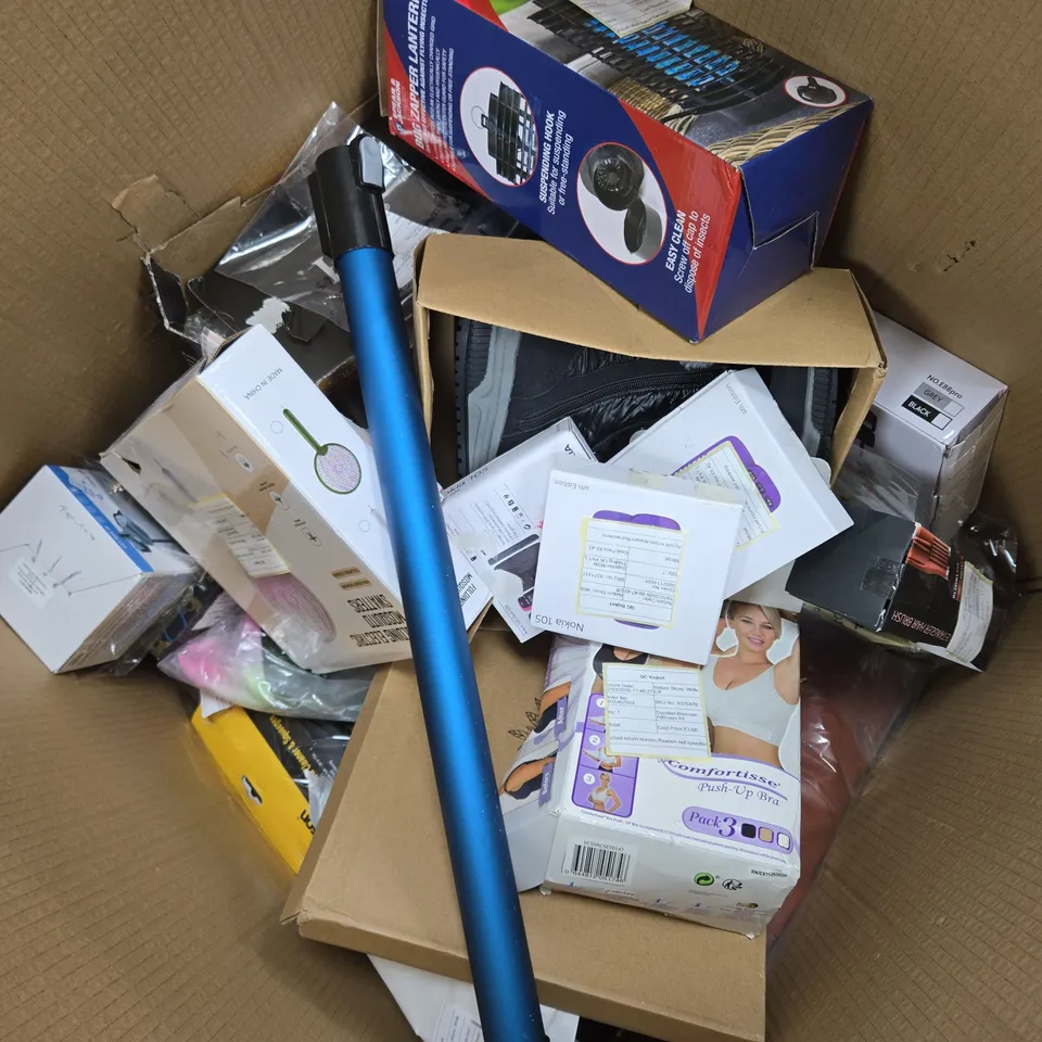 APPROXIMATELY 15 ASSORTED ITEMS TO INCLUDE BUG ZAPPER LANTERN, NOKIA 105, NEONI DETANGLER HAIR BRUSH, ETC