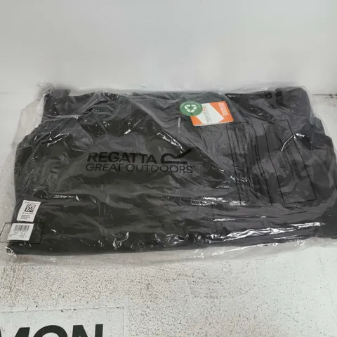 BAGGED REGATTA FRANKIE HALF ZIP IN BLACK - UK 3XL