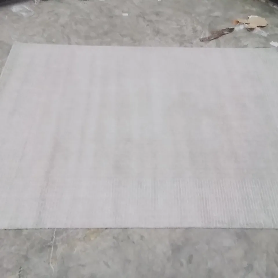 QUALITY DESIGNER AREA RUG - APPROXIMATELY 230X160CM
