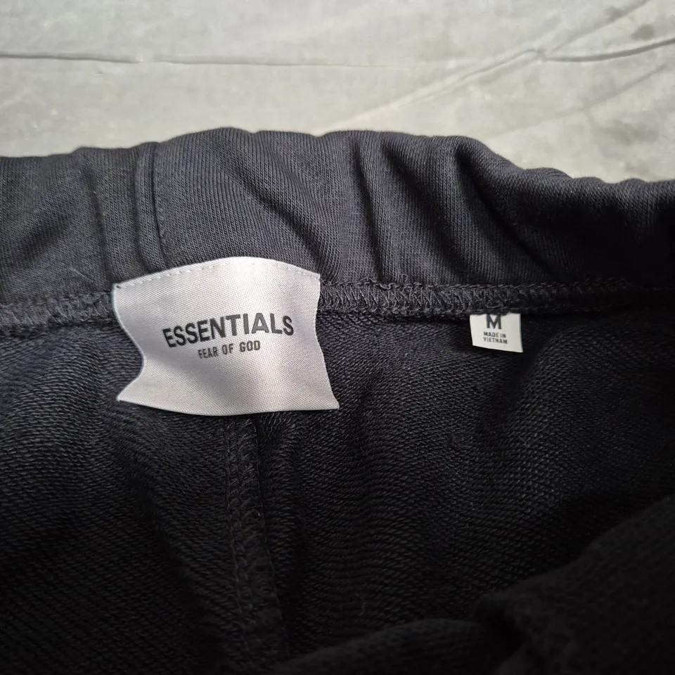 ESSENTIALS FEAR OF GOD SHORTS – BLACK – MEN'S SIZE M