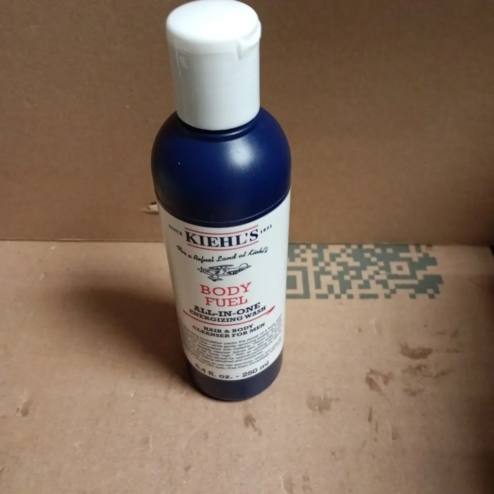 KIEHL'S BODY FUEL ALL-IN-ONE ENERGIZING WASH – 250 ML