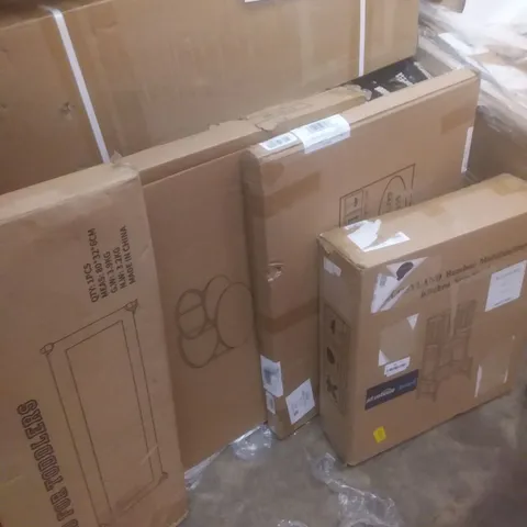 PALLET OF ASSORTED ITEMS INCLUDING BED GUARD FOR TODDLERS, NEST OF TABLES, KITCHEN STEP STOOL