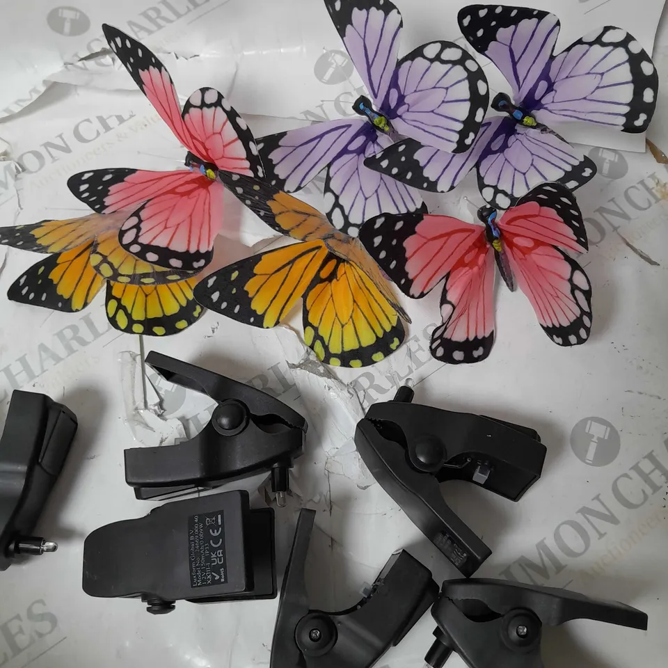 LUXFORM SOLAR 6-SET FIBER BUTTERFLY WITH CLIP 