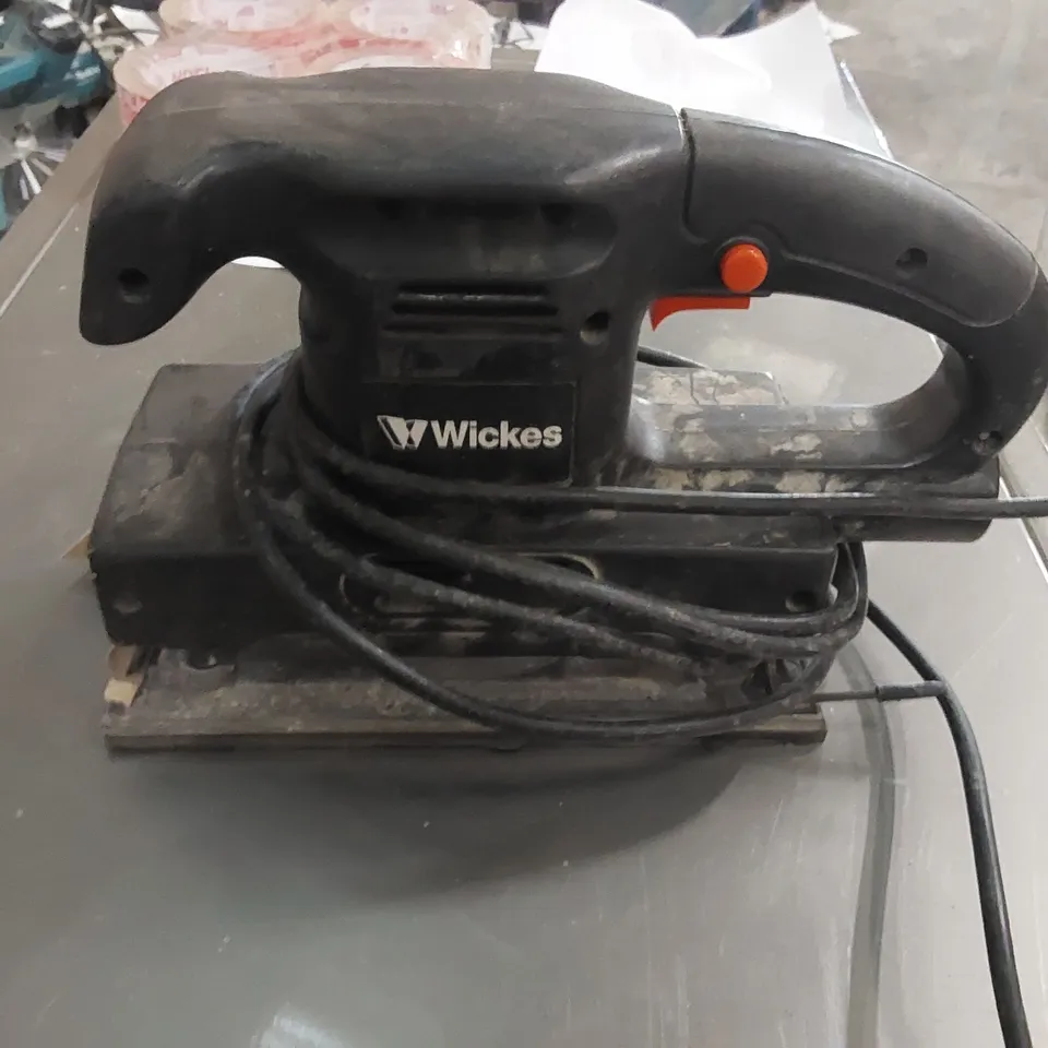 WICKES 280W ORBITAL SANDER