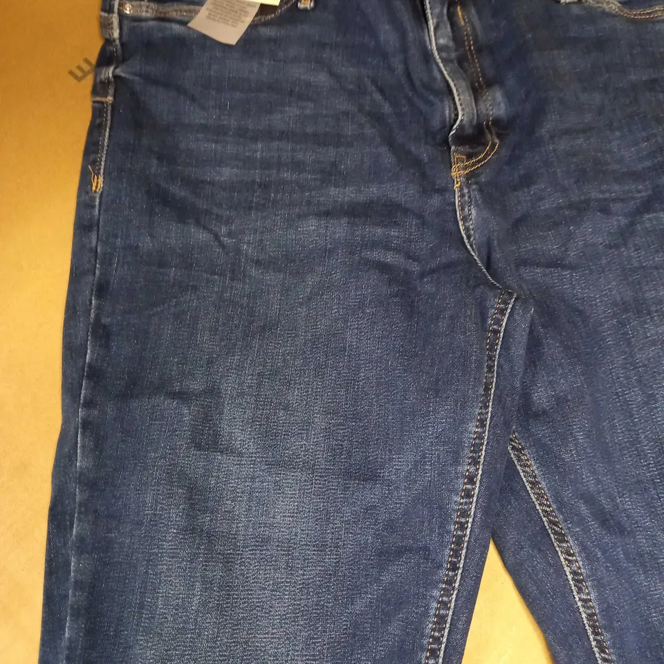 RIVER ISLAND BLUE DENIM MID RISE JEGGINGS - SIZE 16