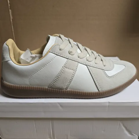 BOXED PAIR OF MAISON MARGIELA BEIGE/GREY SNEAKERS WITH GUM SOLE – SIZE 43