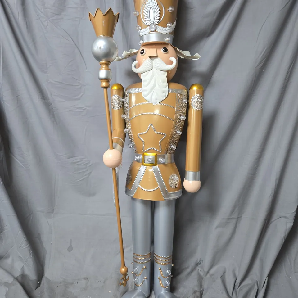 INLIT GIANT NUTCRACKER GOLD/SILVER - COLLECTION ONLY