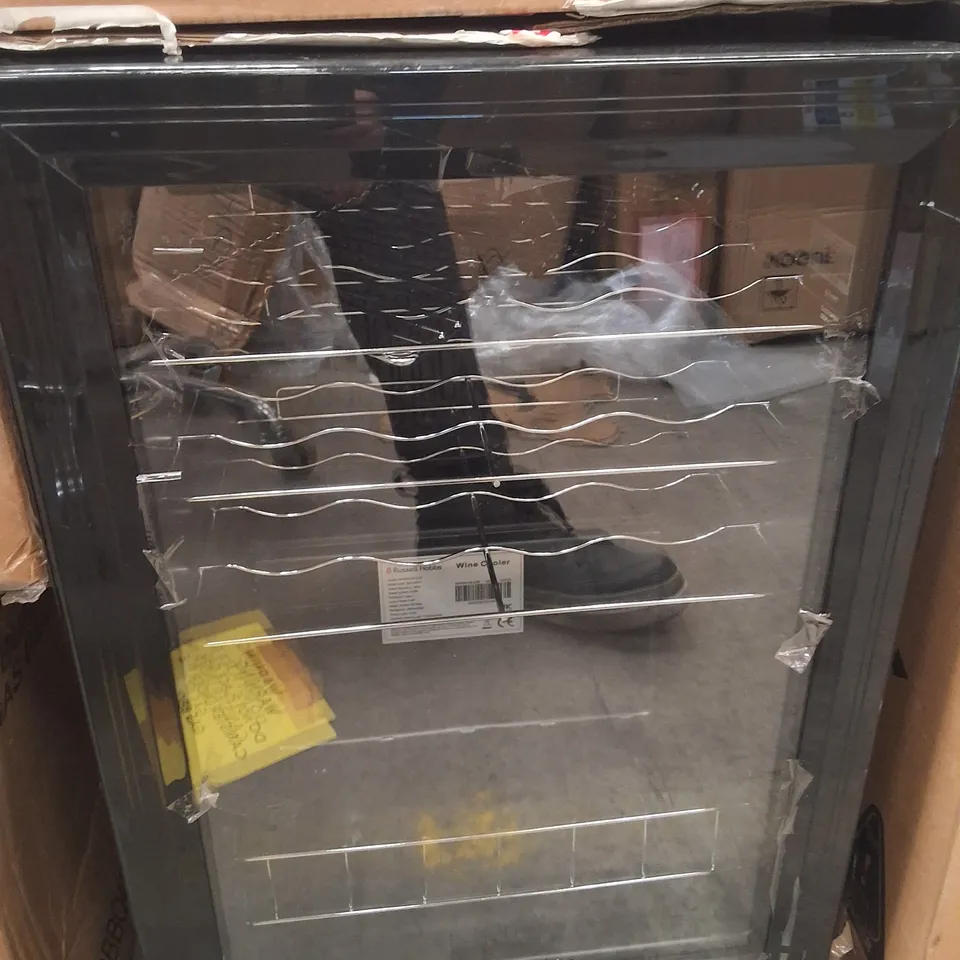  RUSSELL HOBBS RHGWC4B-LCK WINE COOLER - BLACK