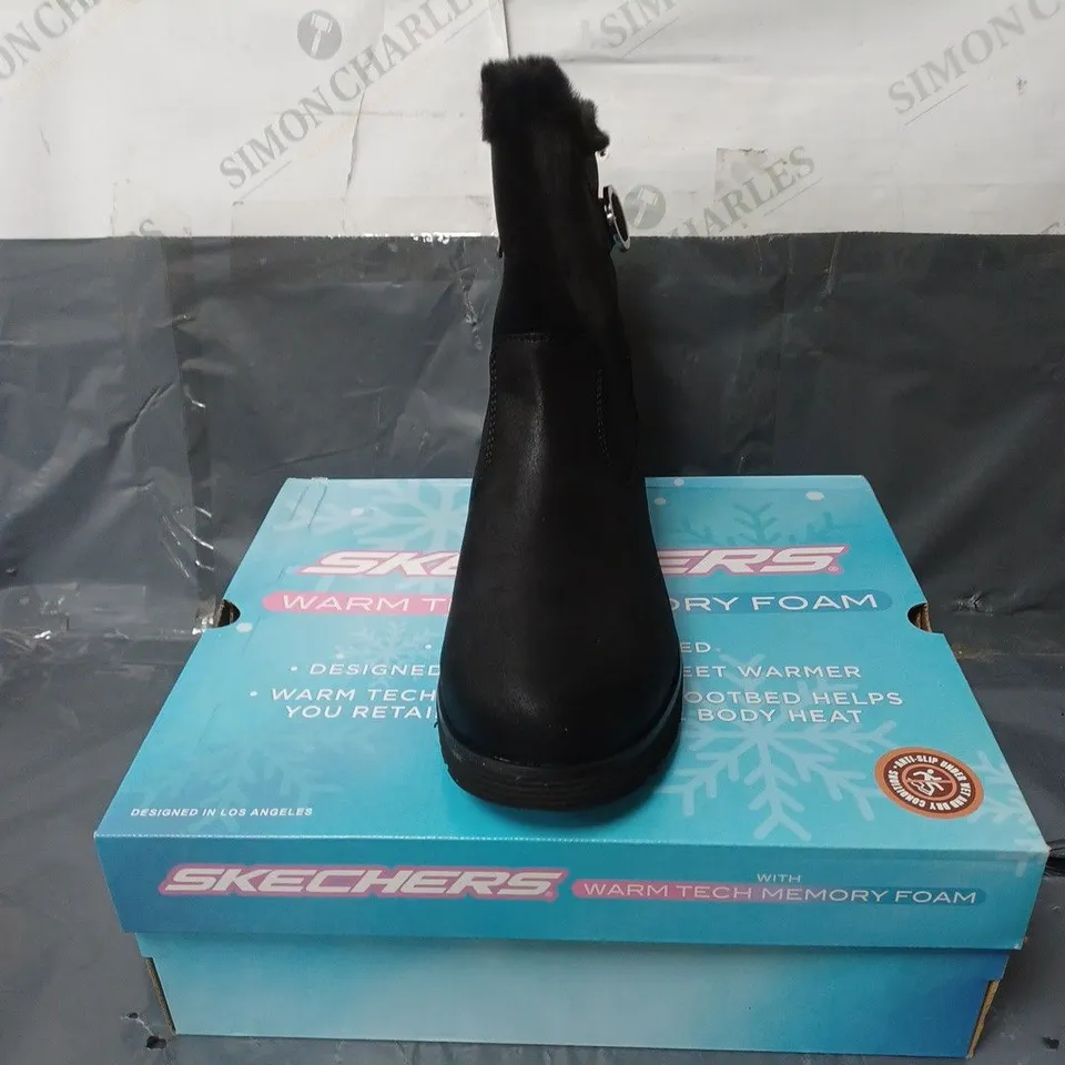 SKECHERS WARM TECH MEMORY FOAM BOOTS BLACK SIZE 6