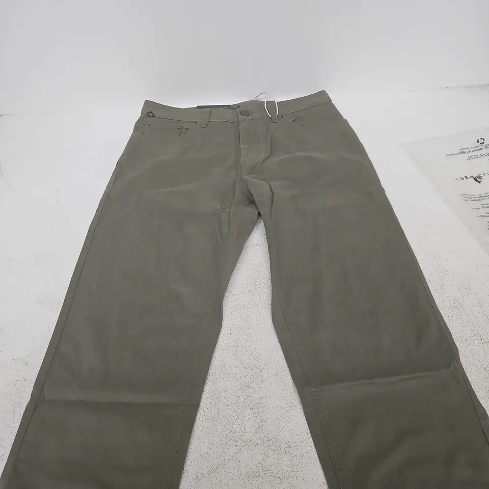 CREW CLOTHING COMPANY SLIM FIT BRUSHED TWILL TROUSERS – OLIVE, UK 32R