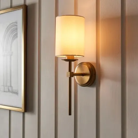 BOXED DUNELM TOULOUSE WALL LIGHT
