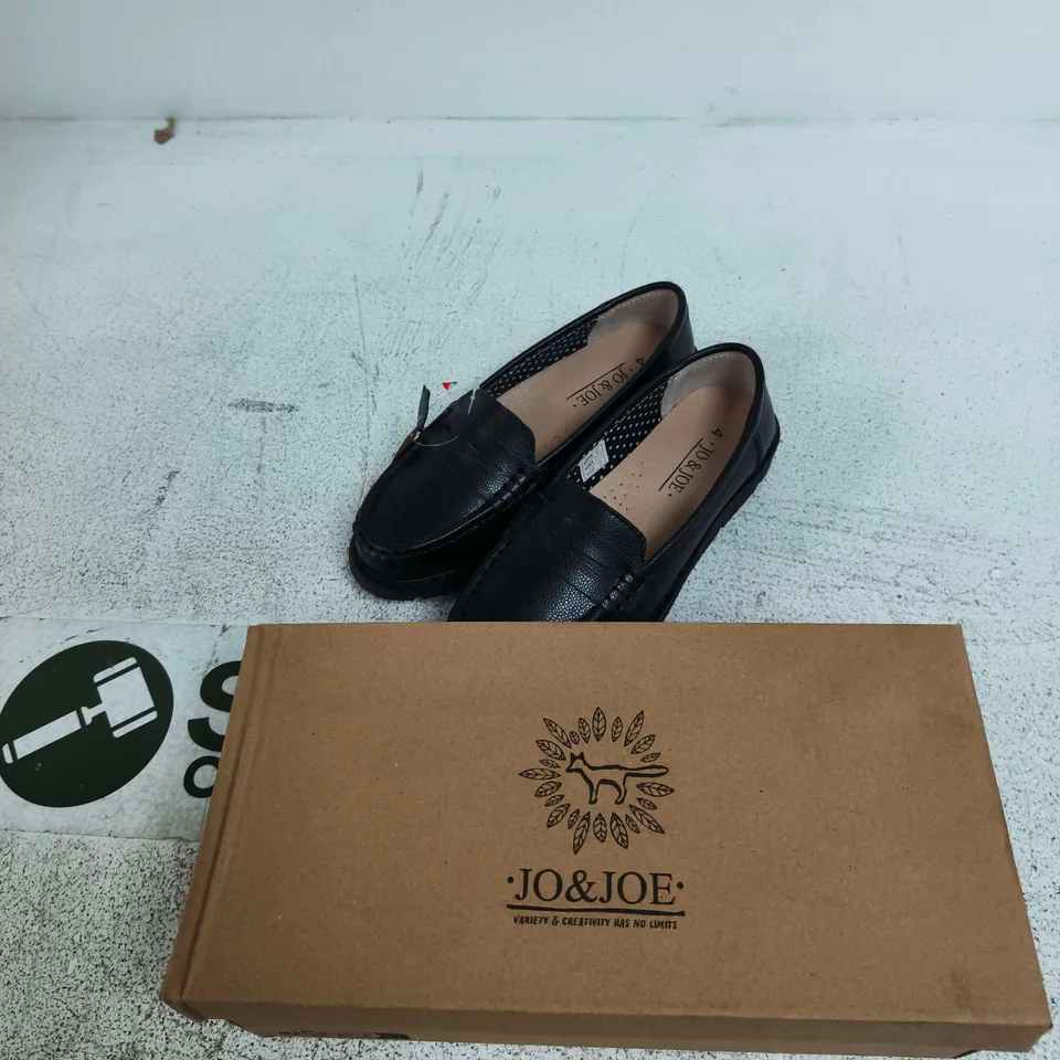 JO&JOE SHORE BLACK LEATHER LOAFERS – UK 4