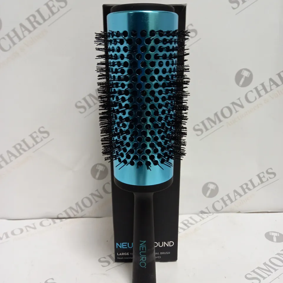 BOXED PAUL MITCHELL NEURO ROUND LARGE TITANIUM THERMAL BRUSH